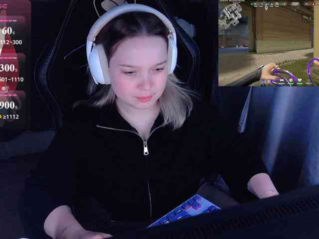 AlinaAdams webcam