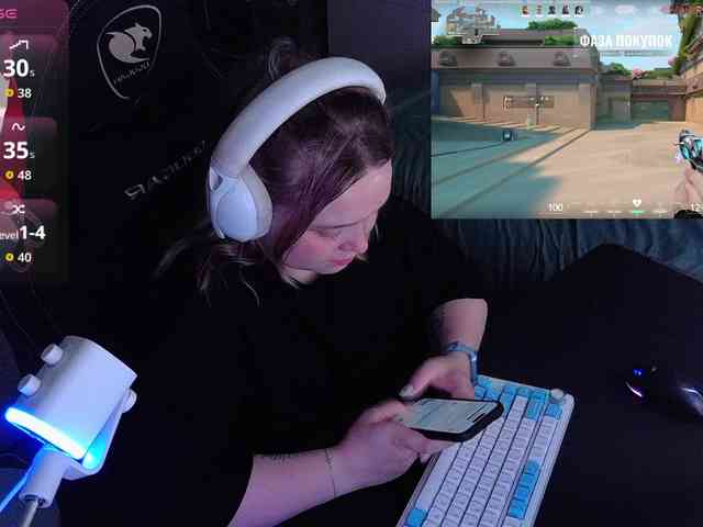AlinaAdams webcam