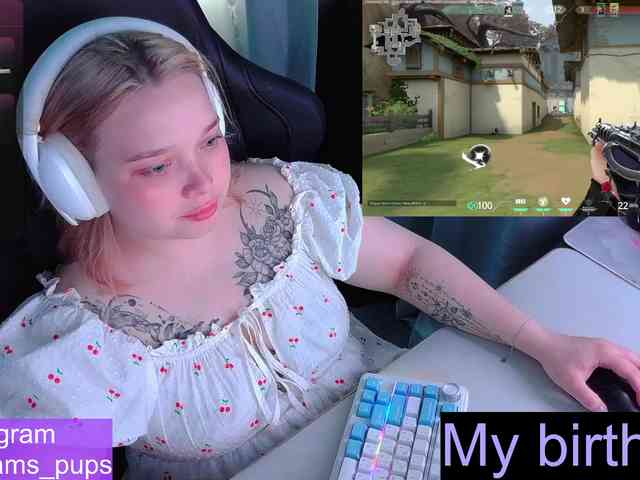 AlinaAdams webcam