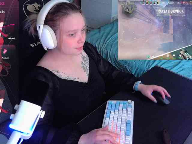AlinaAdams webcam