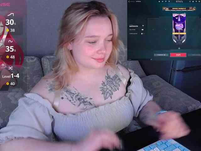 AlinaAdams AlinaAdams