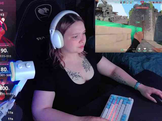 AlinaAdams webcam