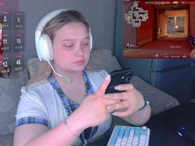 AlinaAdams webcam