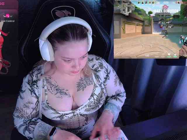 AlinaAdams webcam