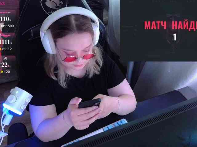 AlinaAdams webcam