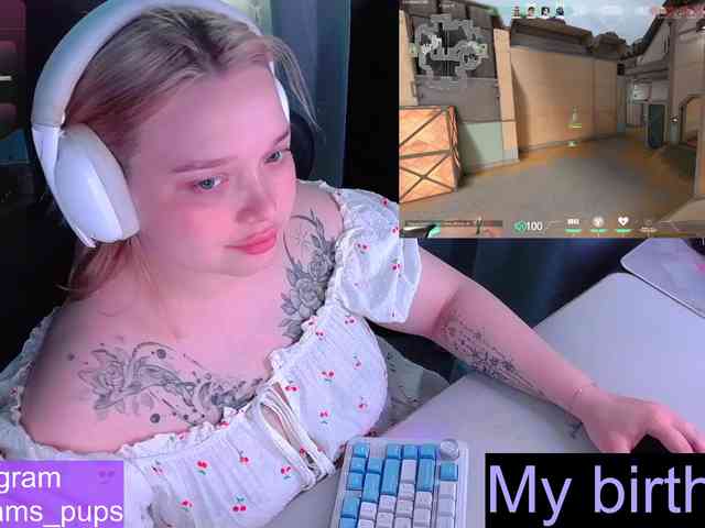 AlinaAdams webcam