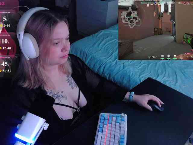 AlinaAdams AlinaAdams