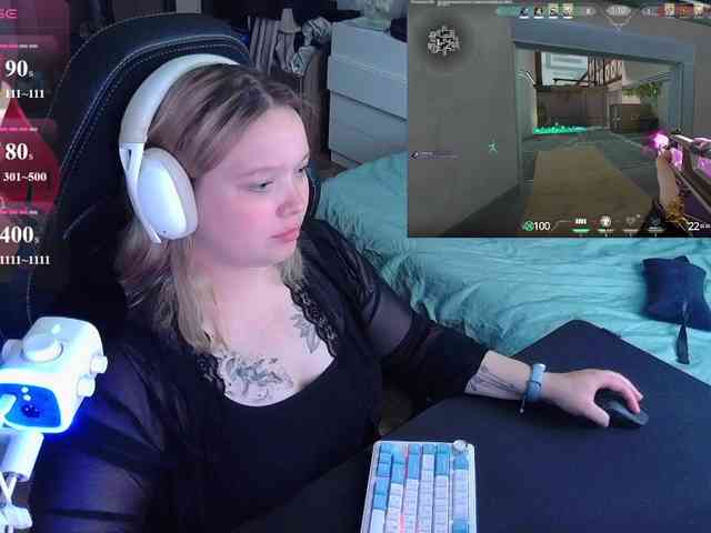 AlinaAdams webcam