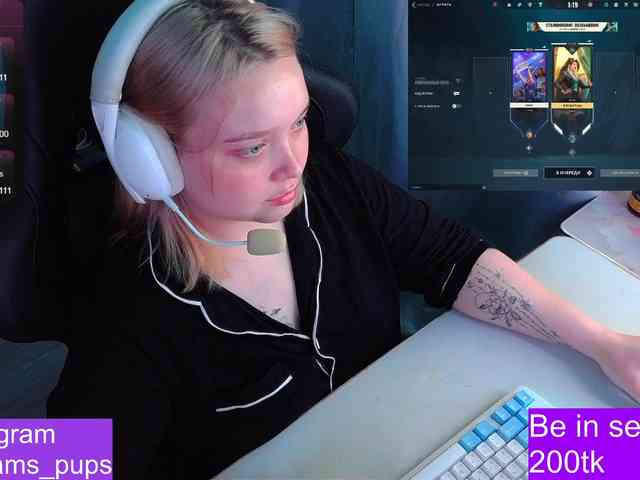 AlinaAdams webcam