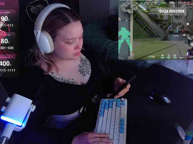 AlinaAdams webcam
