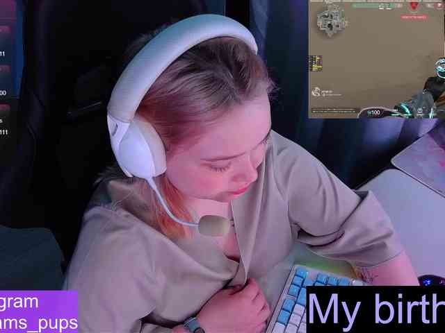 AlinaAdams webcam