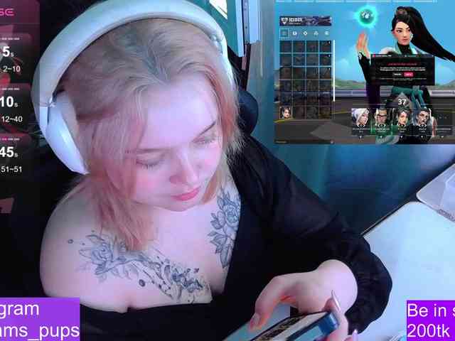 AlinaAdams webcam