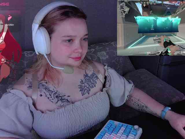 AlinaAdams webcam