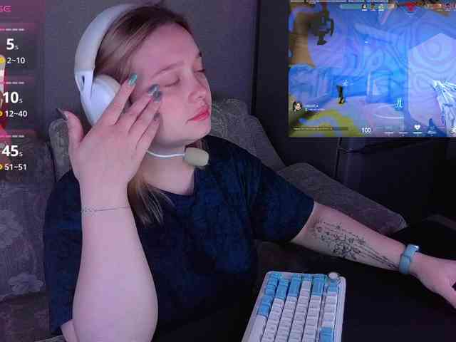 AlinaAdams webcam