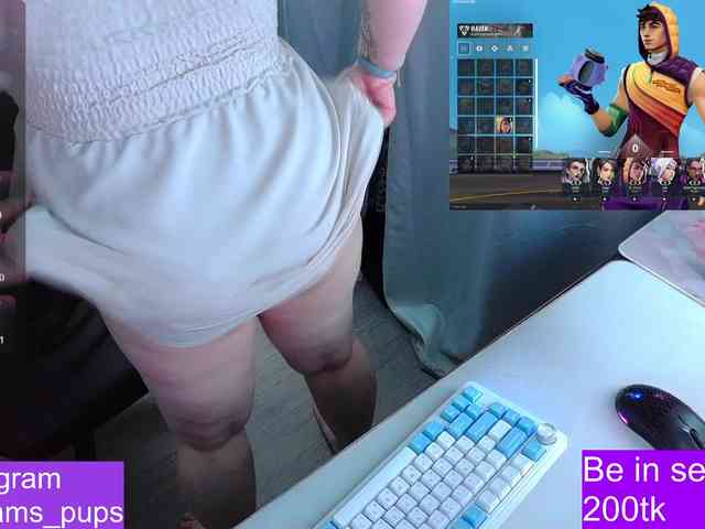AlinaAdams webcam