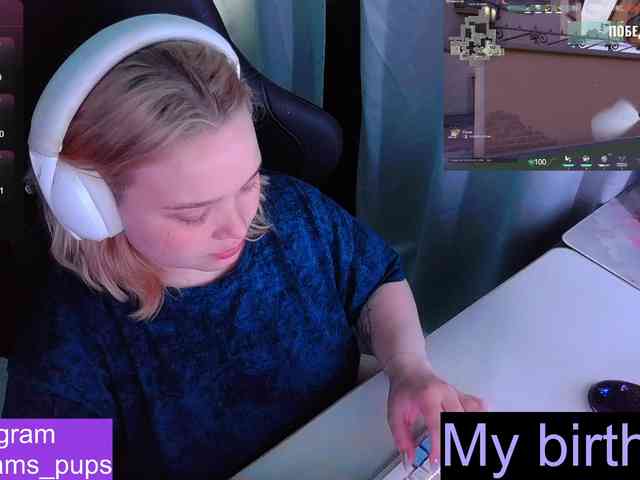 AlinaAdams webcam