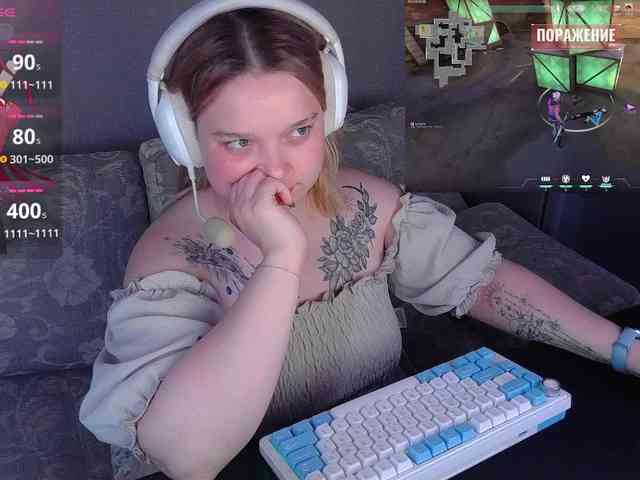 AlinaAdams webcam