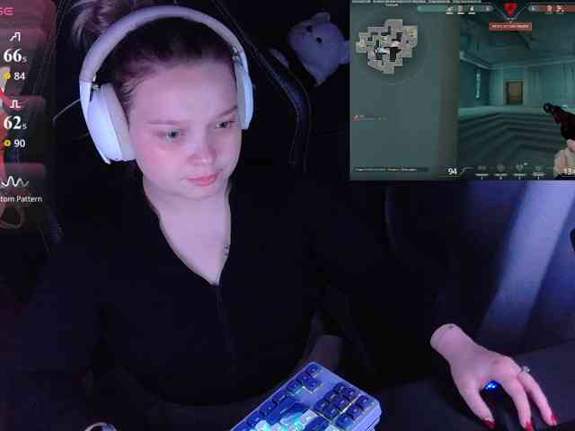 AlinaAdams webcam