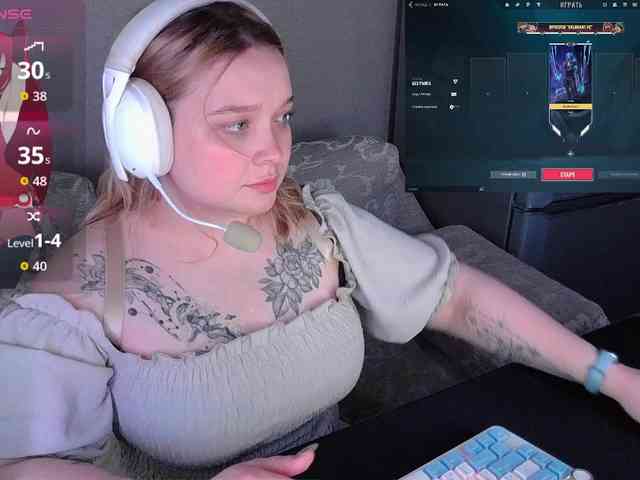 AlinaAdams webcam