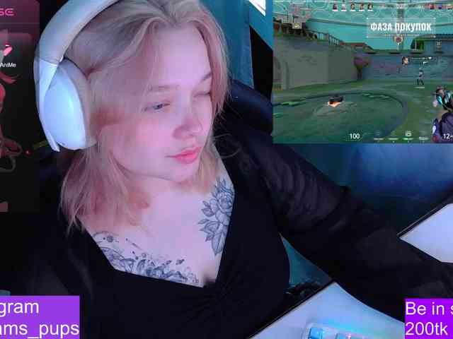 AlinaAdams webcam