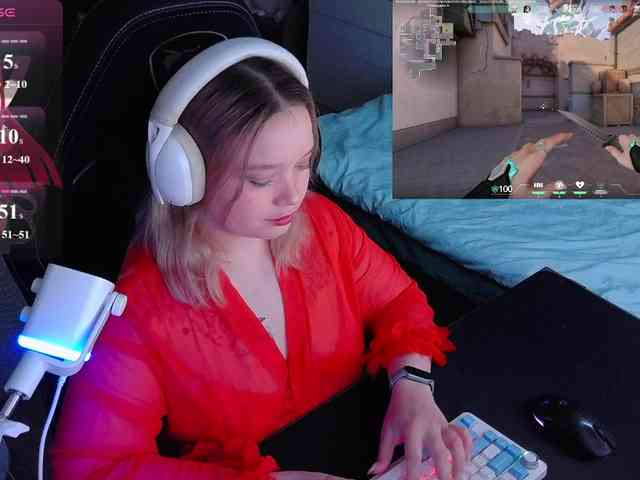 AlinaAdams webcam