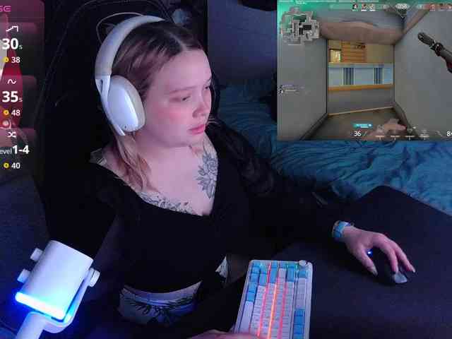 AlinaAdams webcam