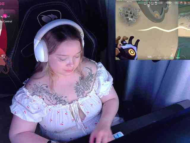 AlinaAdams webcam
