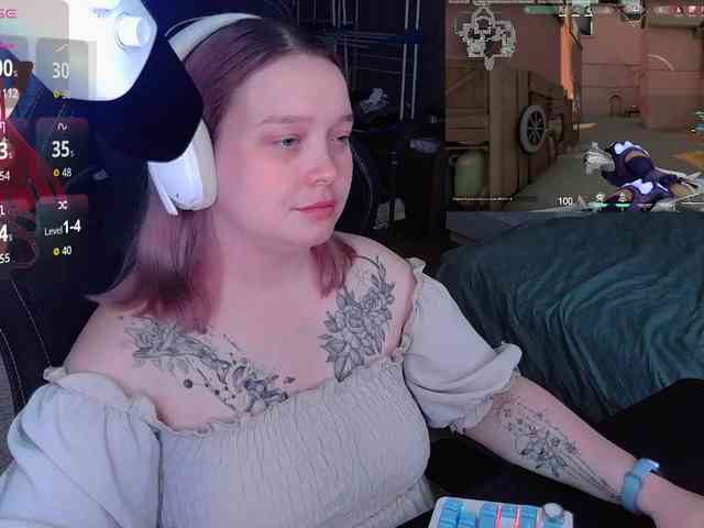 AlinaAdams webcam