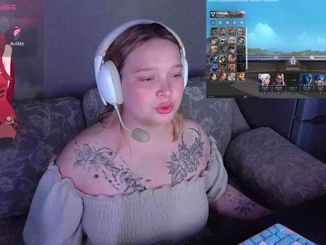 AlinaAdams webcam