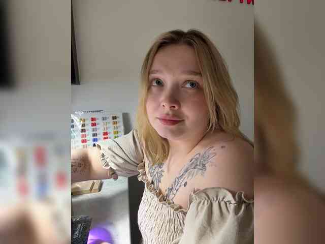 AlinaAdams webcam