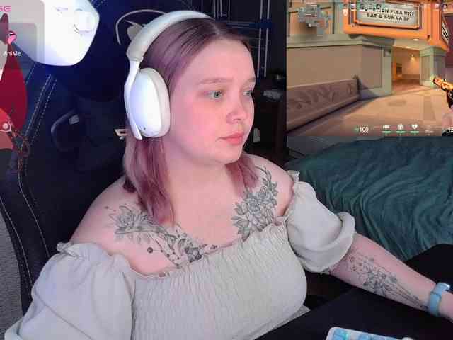 AlinaAdams webcam