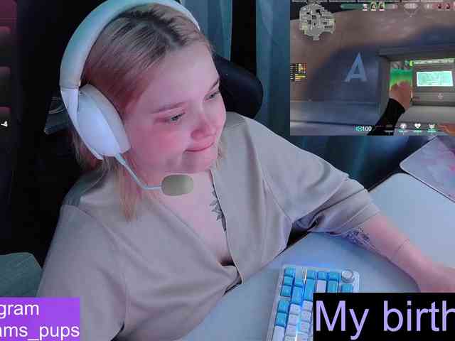 AlinaAdams webcam