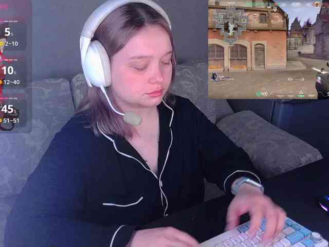 AlinaAdams webcam