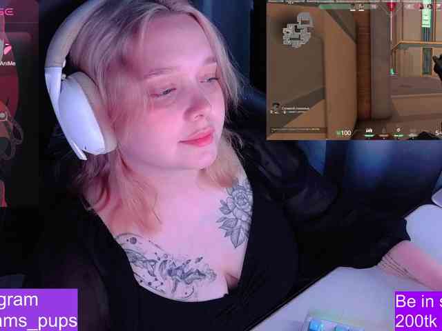 AlinaAdams webcam