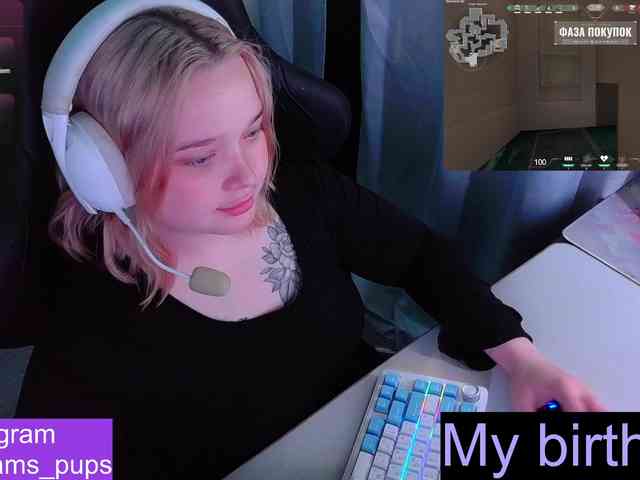 AlinaAdams webcam