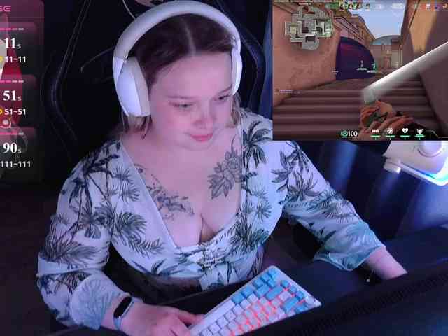 AlinaAdams webcam