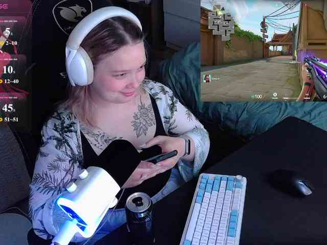 AlinaAdams webcam