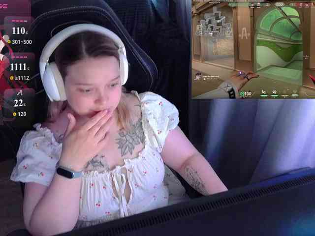 AlinaAdams webcam