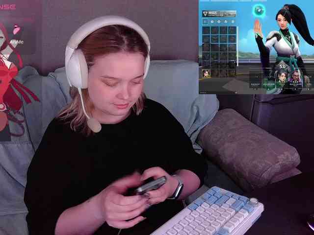 AlinaAdams webcam