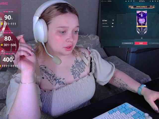 AlinaAdams webcam