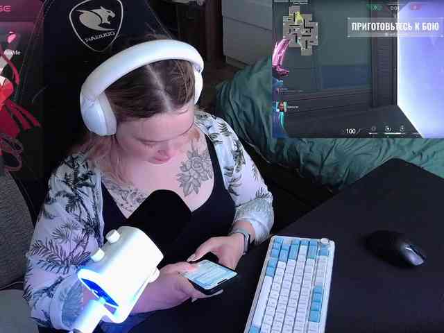 AlinaAdams webcam