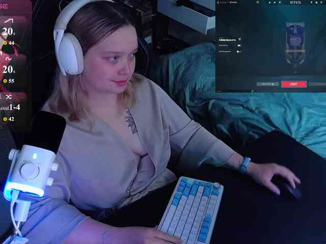 AlinaAdams webcam