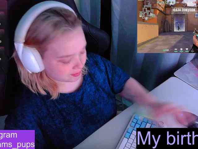 AlinaAdams webcam