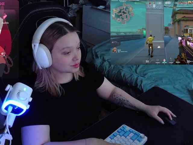 AlinaAdams webcam