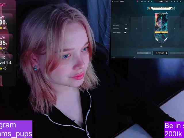 AlinaAdams webcam