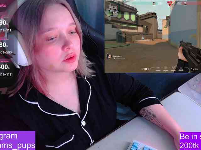 AlinaAdams webcam