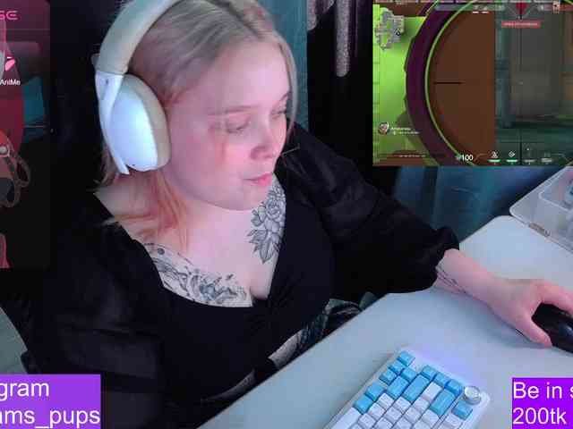 AlinaAdams webcam