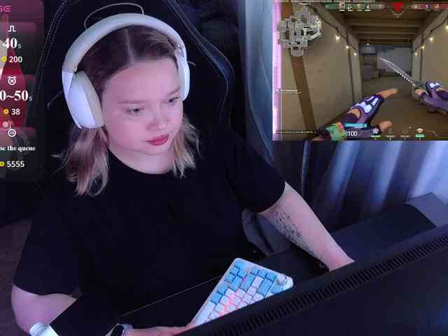 AlinaAdams webcam