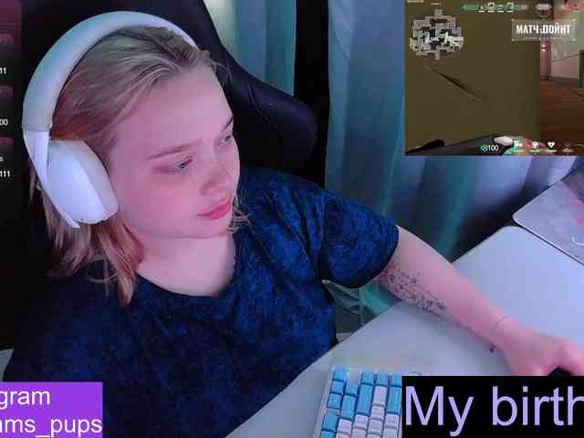AlinaAdams webcam
