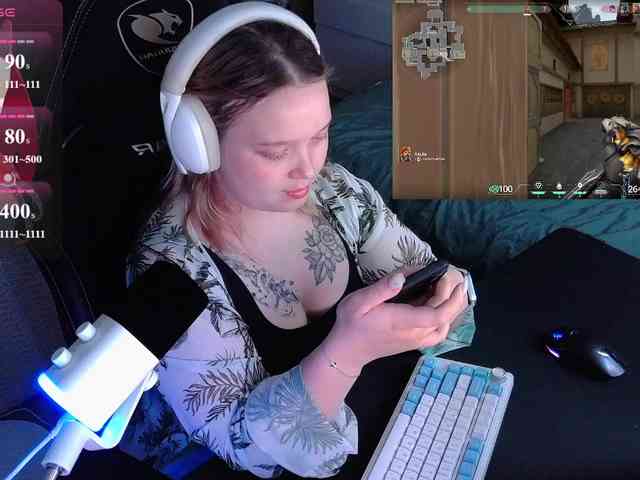 AlinaAdams webcam